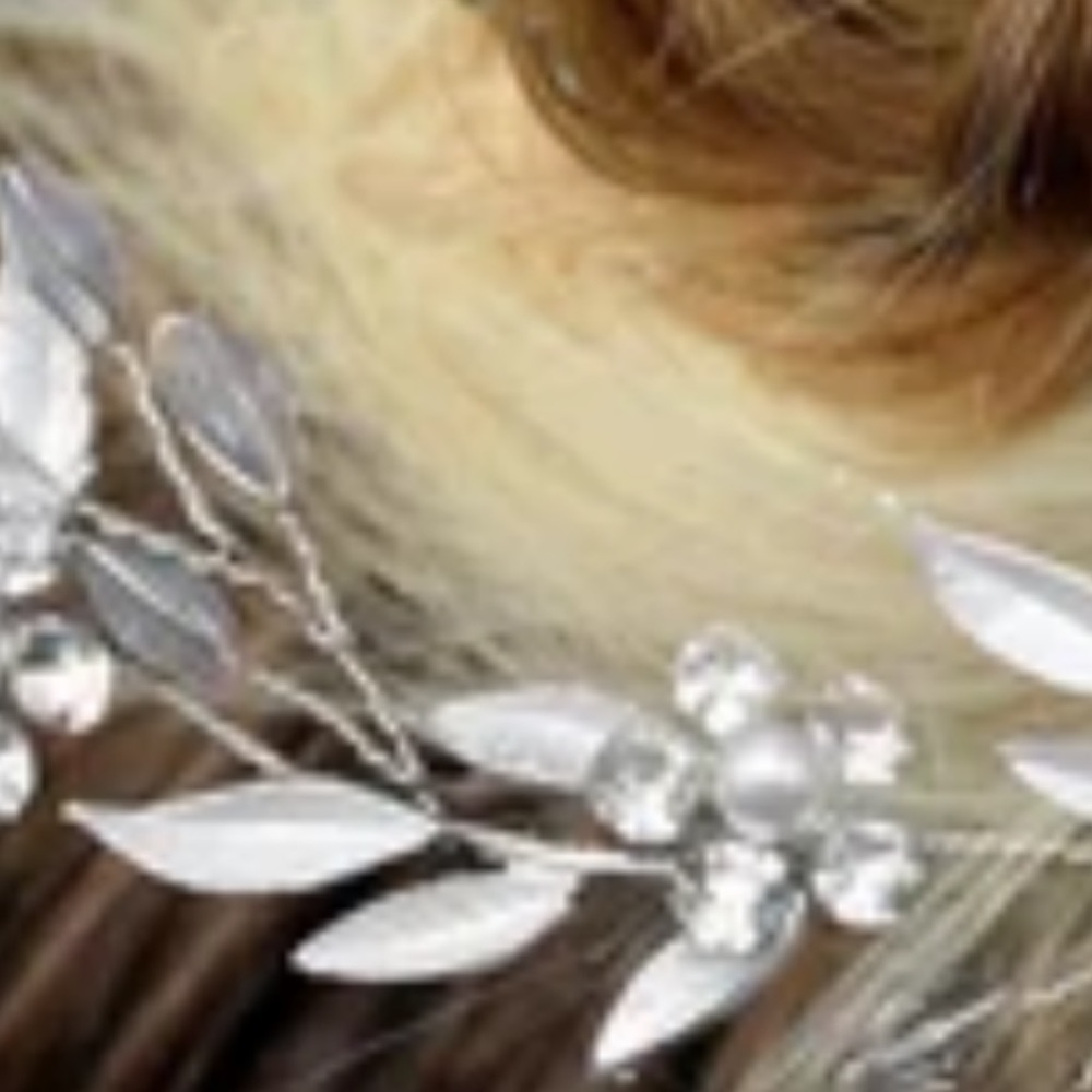 2 Wedding Hair Accessories Gorgeous Leaf headband and Comb for Brides, Vine Comb - Picture 7 of 10